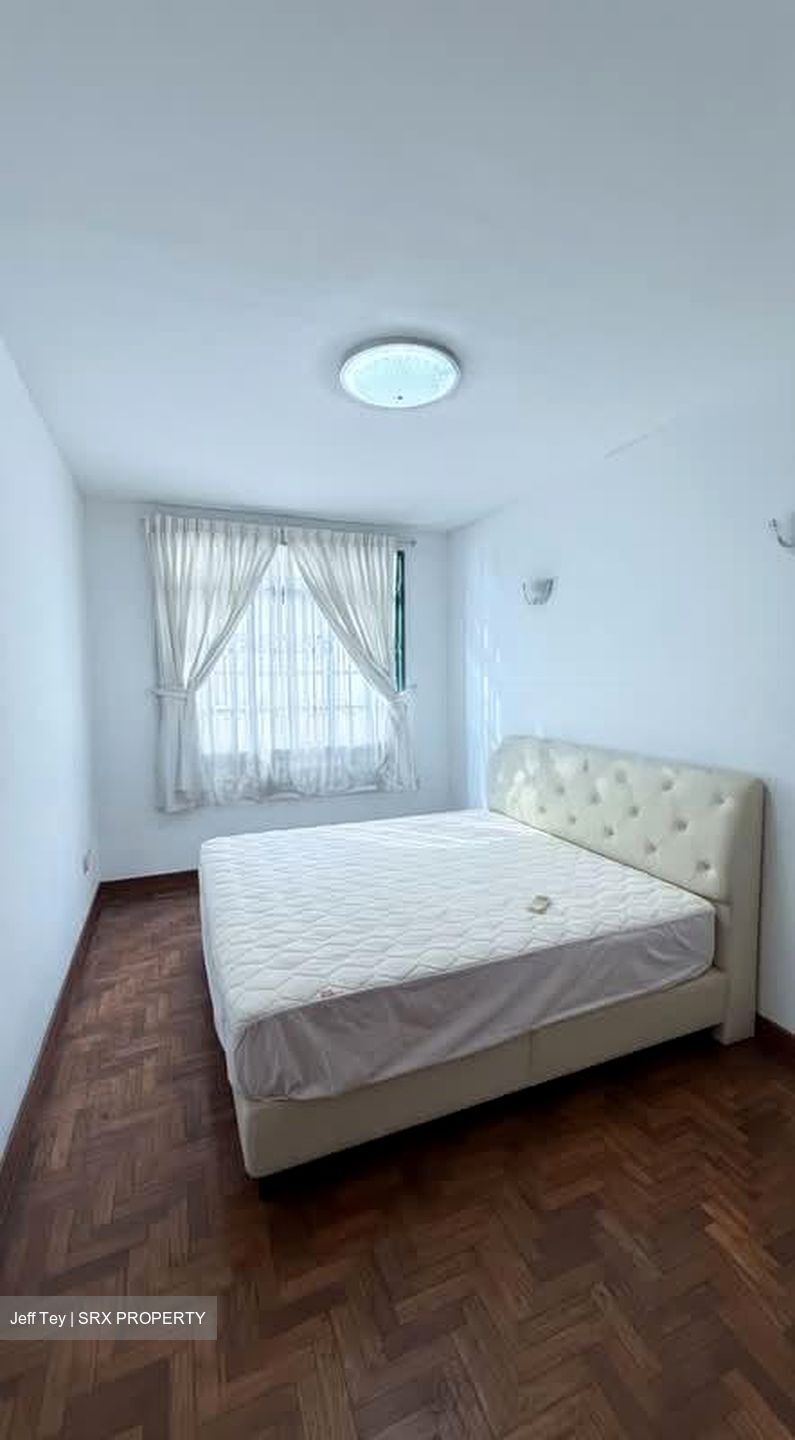 Kelulut Hill (D28), Terrace #562156481